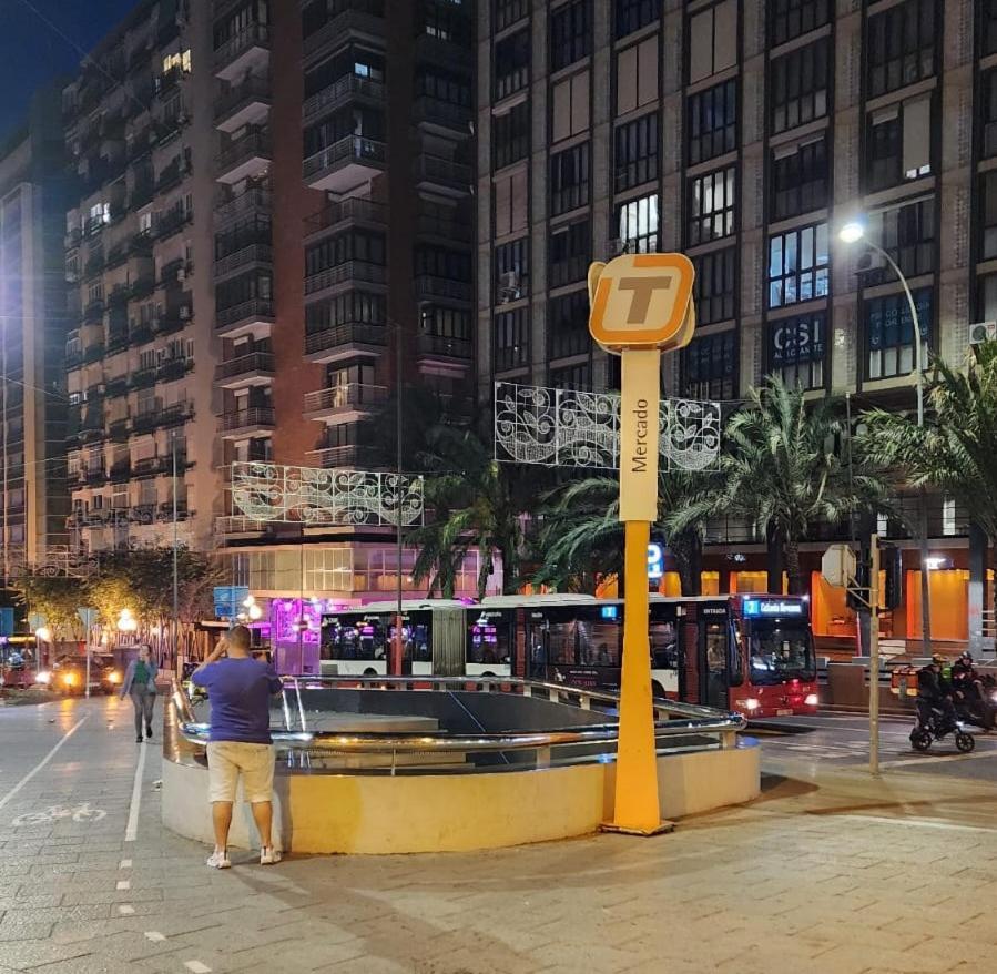 Apartamento En La Rambla Centro Alicante C Extérieur photo